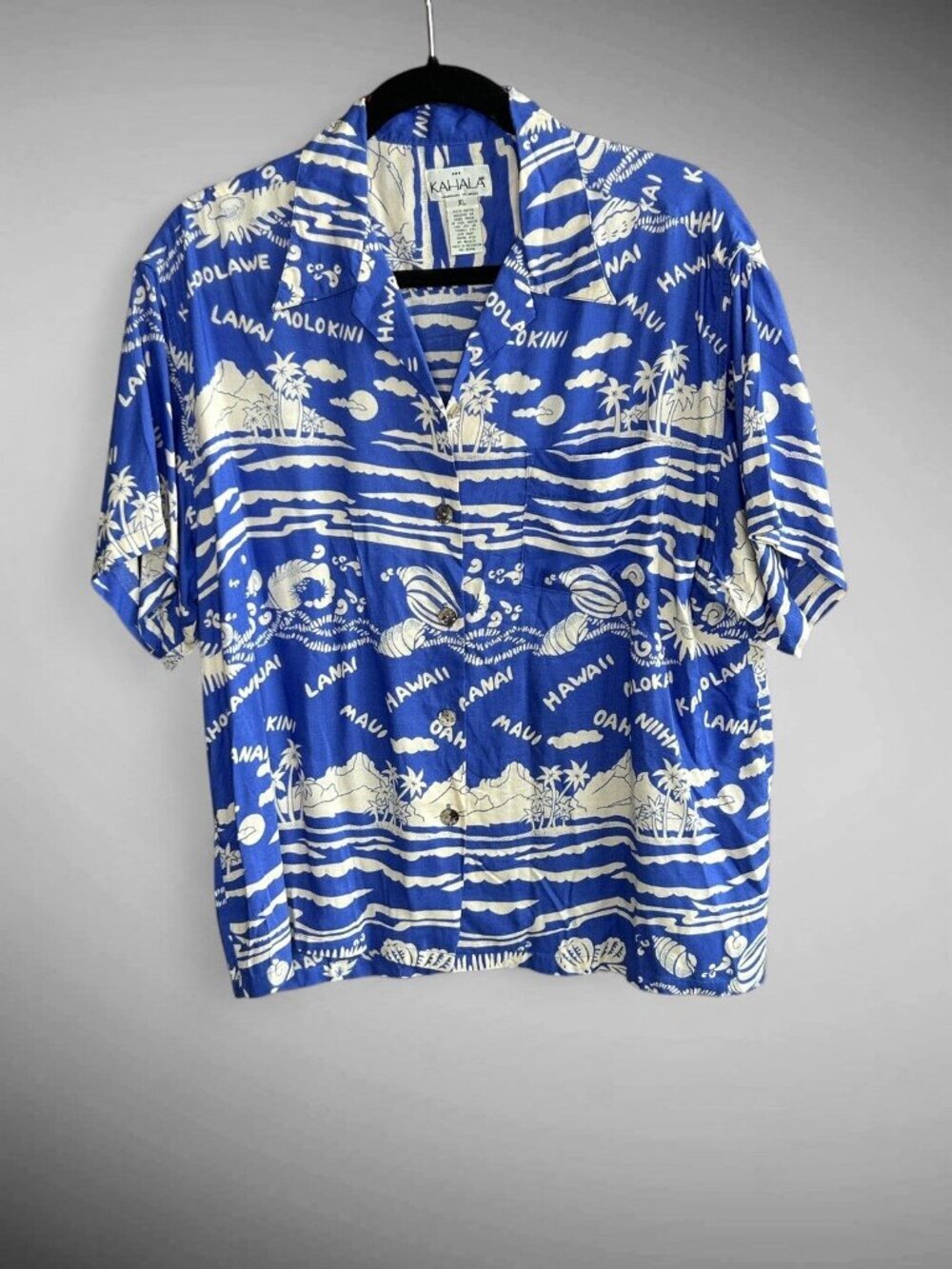 Kahala Hawaiian Islands Women's Blue and White Aloha Shirt Size XL